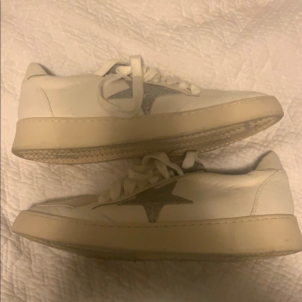 White sneakers with silver glitter star